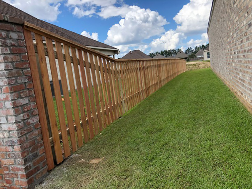 Picket-Transition-with-Cap-&-Trim | A-1 Fence Company