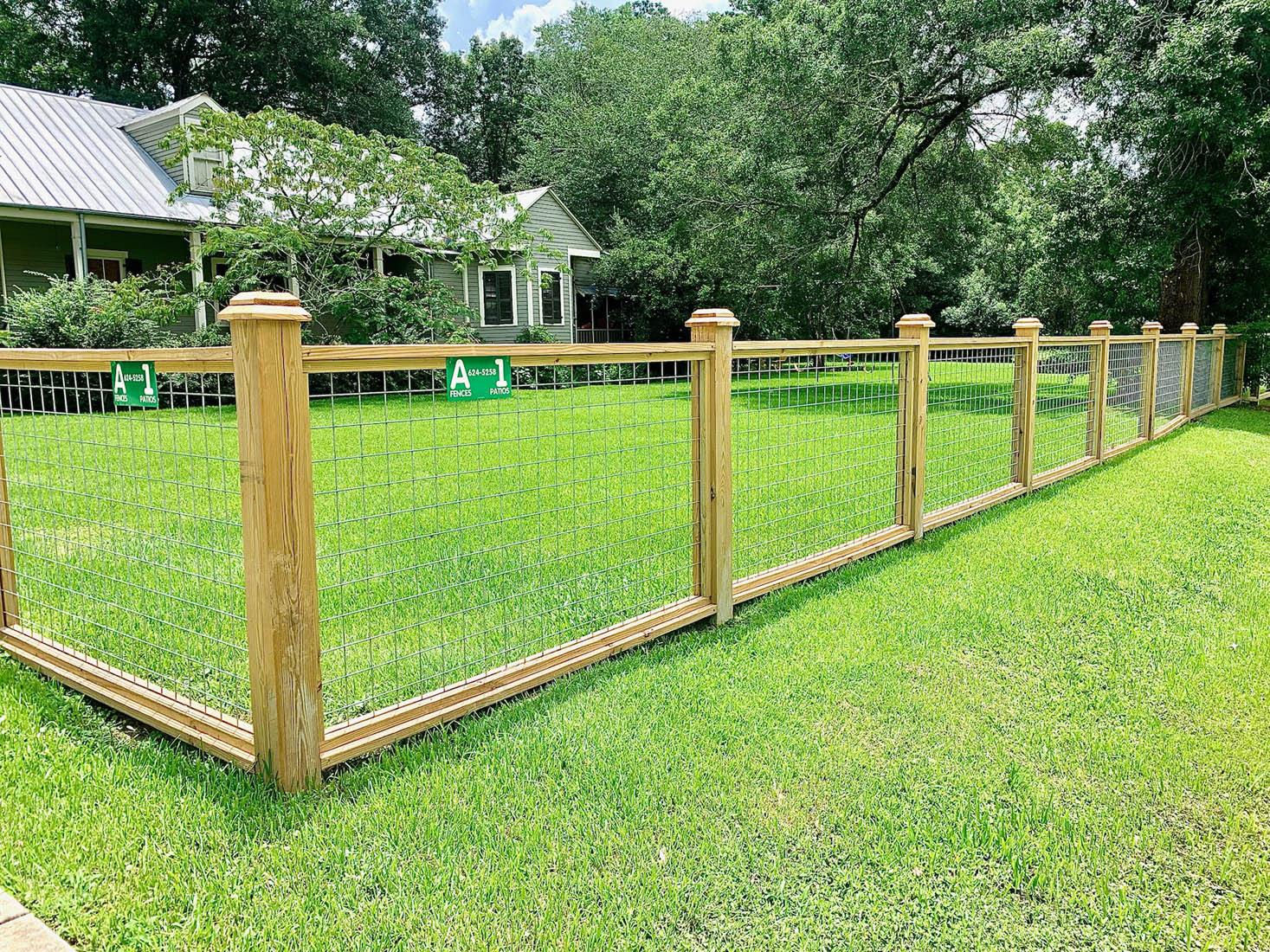 Custom Wood Fence with Hog Wire Panels